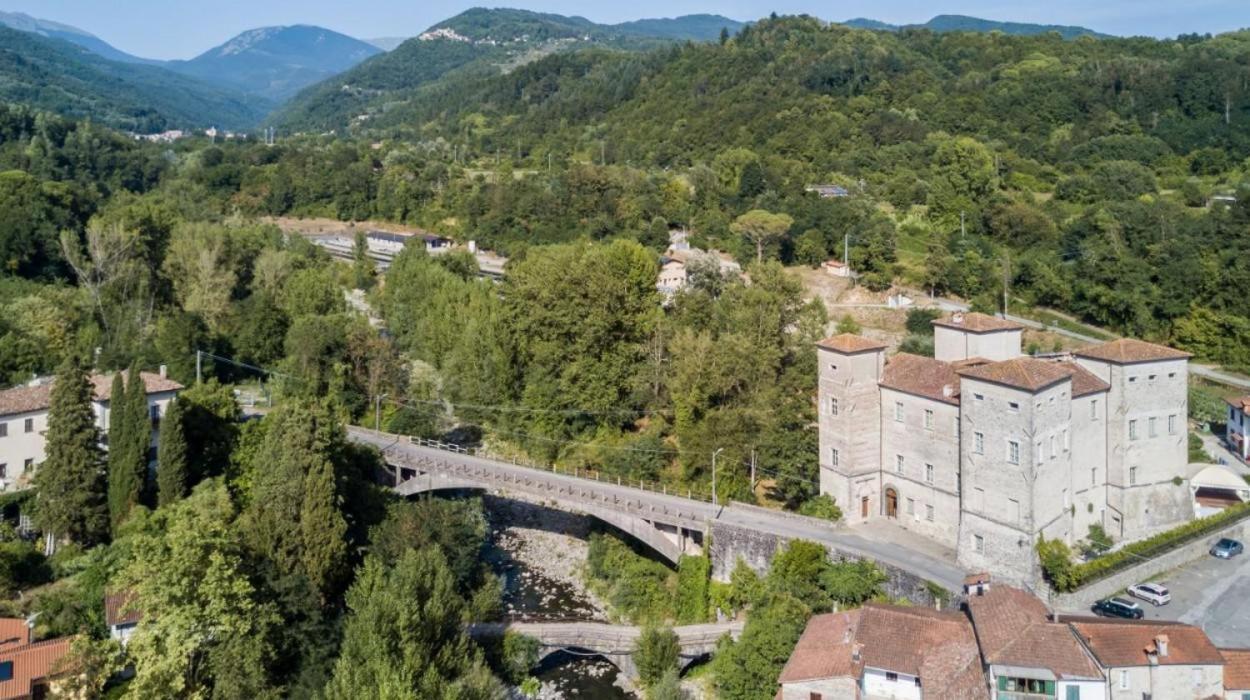 Castello di Pontebosio Luxury Resort Licciana Nardi Exterior foto